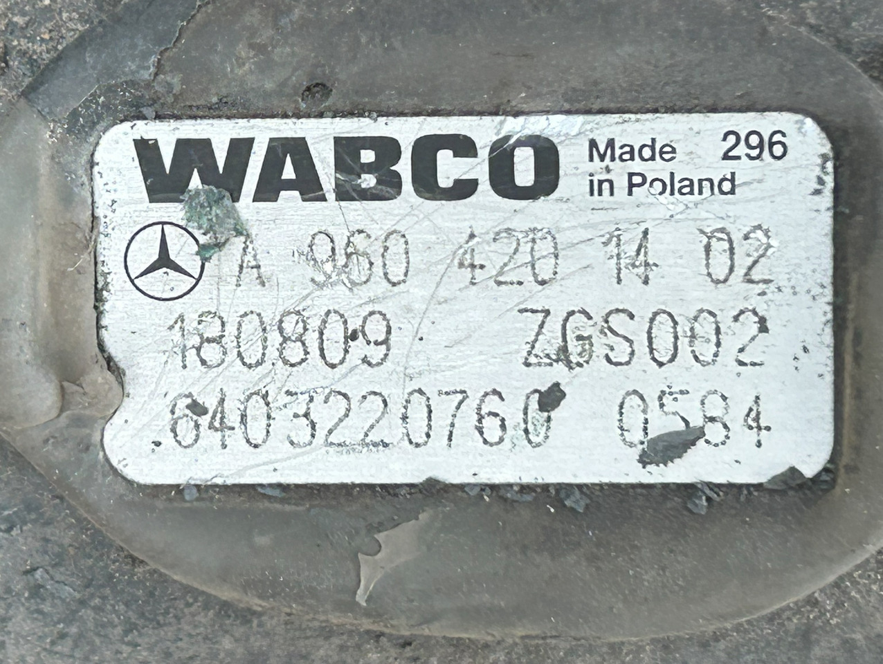 WABCO REAR BRAKE CALIPER SET MERCEDES ACTROS MP4 - Pinza de freno: foto 5 WABCO REAR BRAKE CALIPER SET MERCEDES ACTROS MP4 - Pinza de freno: foto 5