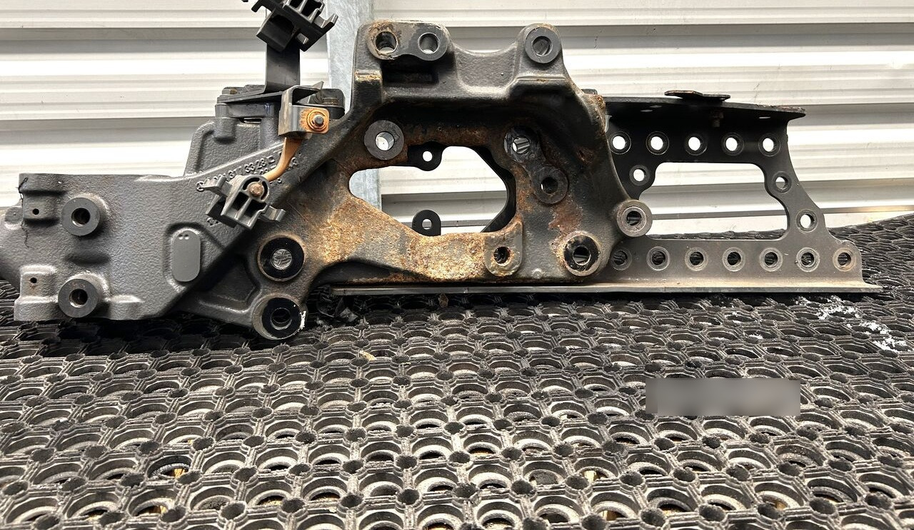 WSPORNIK MOCOWANIE ŁAPA ZACZEPU Mercedes-Benz ACTROS MP4 truck - Suspensión para Camión: foto 1 WSPORNIK MOCOWANIE ŁAPA ZACZEPU Mercedes-Benz ACTROS MP4 truck - Suspensión para Camión: foto 1
