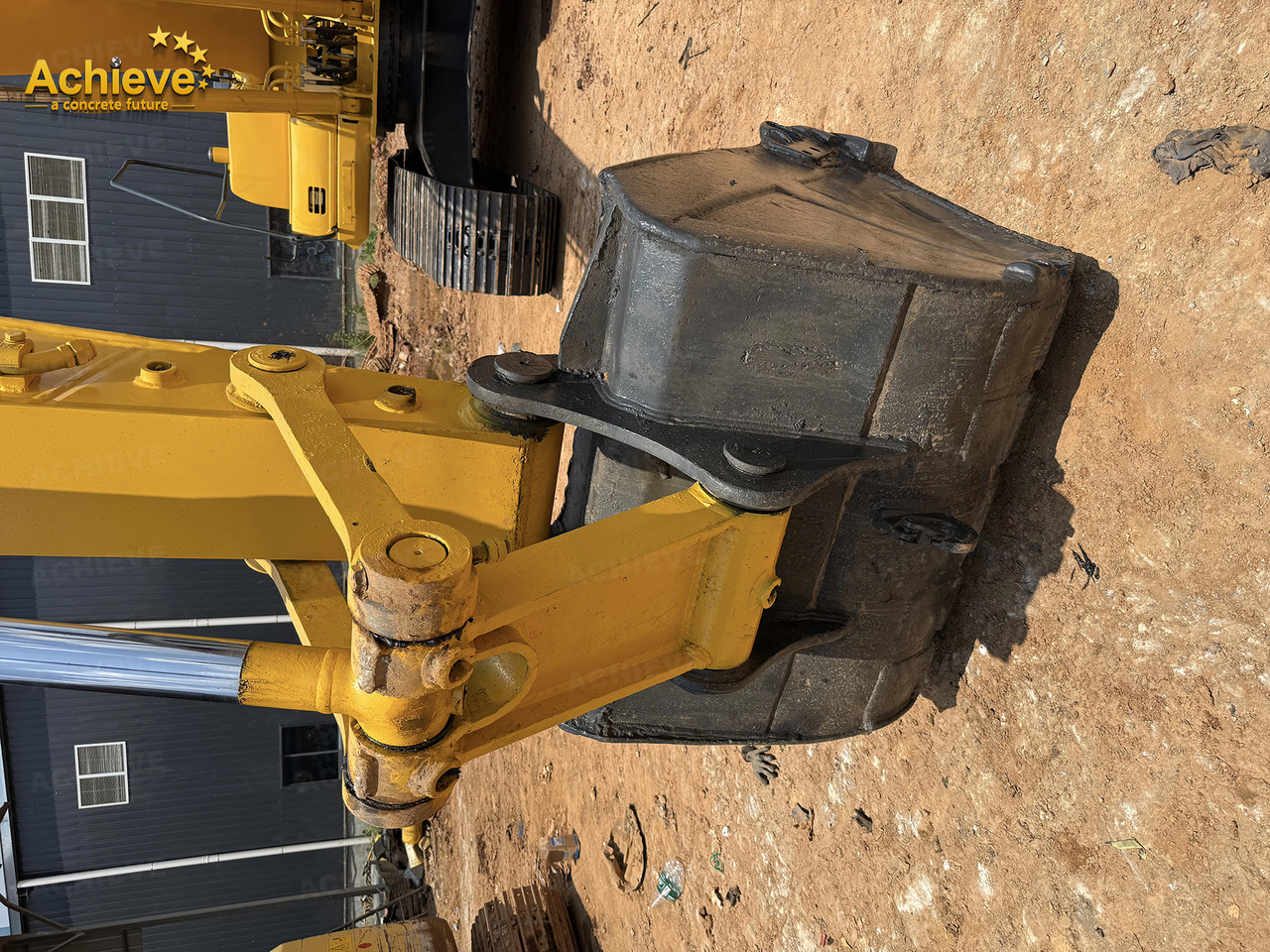 Excavadora de cadenas Komatsu PC220-8  1m³ 22tons SAA6D107E-1 110KW 400L【ACHIEVE】 TOP CONDITION!!!: foto 31