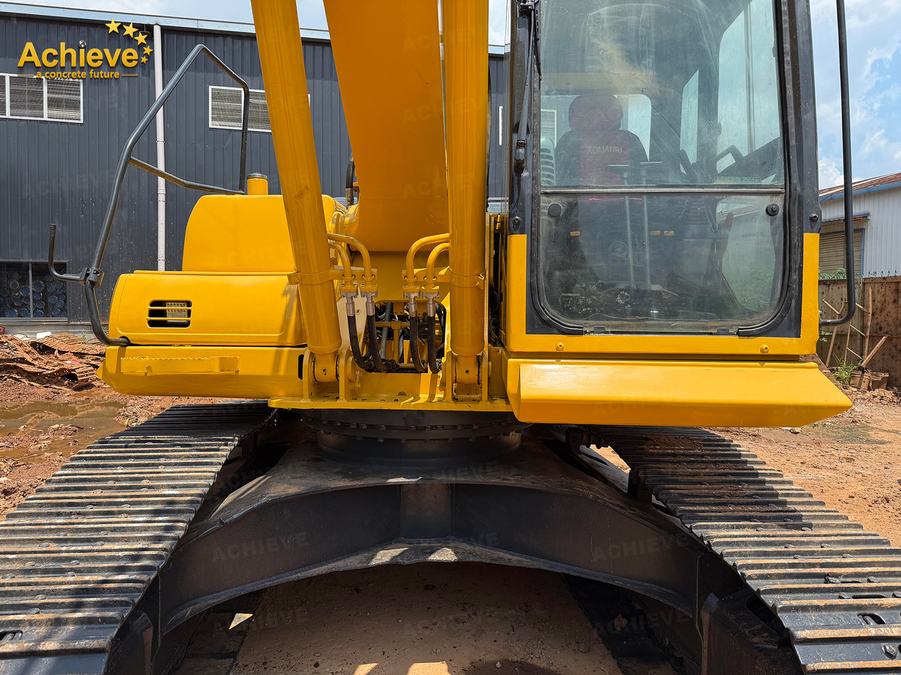 Excavadora de cadenas Komatsu PC220-8  1m³ 22tons SAA6D107E-1 110KW 400L【ACHIEVE】 TOP CONDITION!!!: foto 5