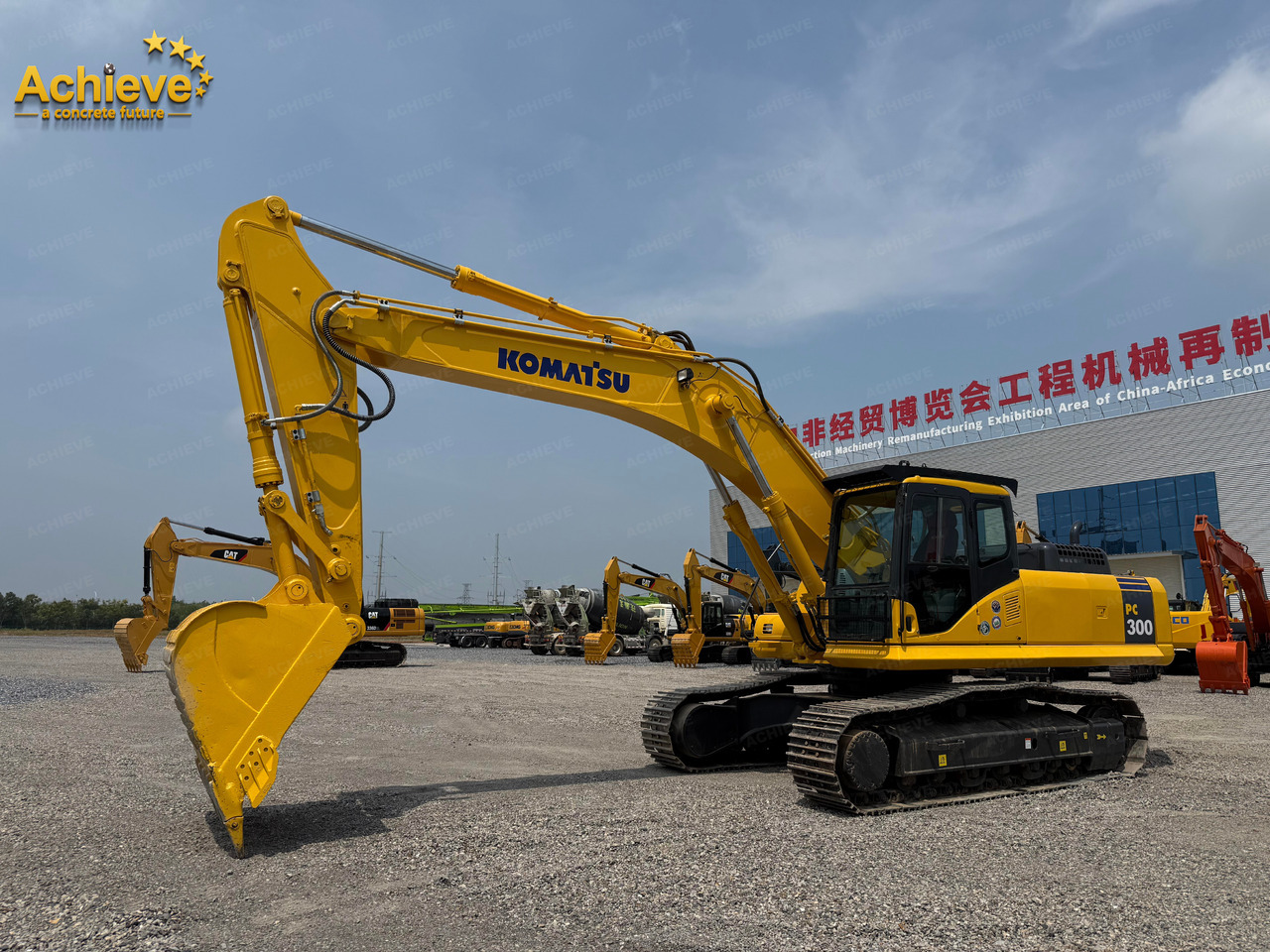 Komatsu hydraulic excavator PC300-8M0 187 /1950KW/rpm 1.4-2.0m³ 32000kg Remanufactured【ACHIEVE】 TOP CONDITION!!! - Excavadora de cadenas: foto 3 Komatsu hydraulic excavator PC300-8M0 187 /1950KW/rpm 1.4-2.0m³ 32000kg Remanufactured【ACHIEVE】 TOP CONDITION!!! - Excavadora de cadenas: foto 3