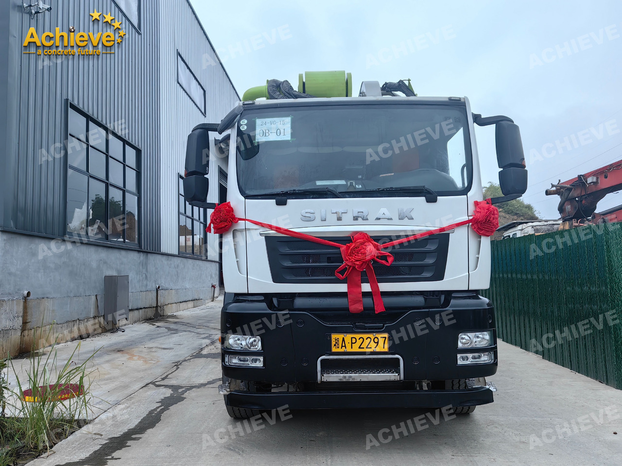 Zoomlion Zoomlion 70M 70X-6RZ Concrete pump truck ACTROS 4141 【ACHIEVE】TOP CONDITION!!! - Camión bomba de hormigón: foto 3 Zoomlion Zoomlion 70M 70X-6RZ Concrete pump truck ACTROS 4141 【ACHIEVE】TOP CONDITION!!! - Camión bomba de hormigón: foto 3