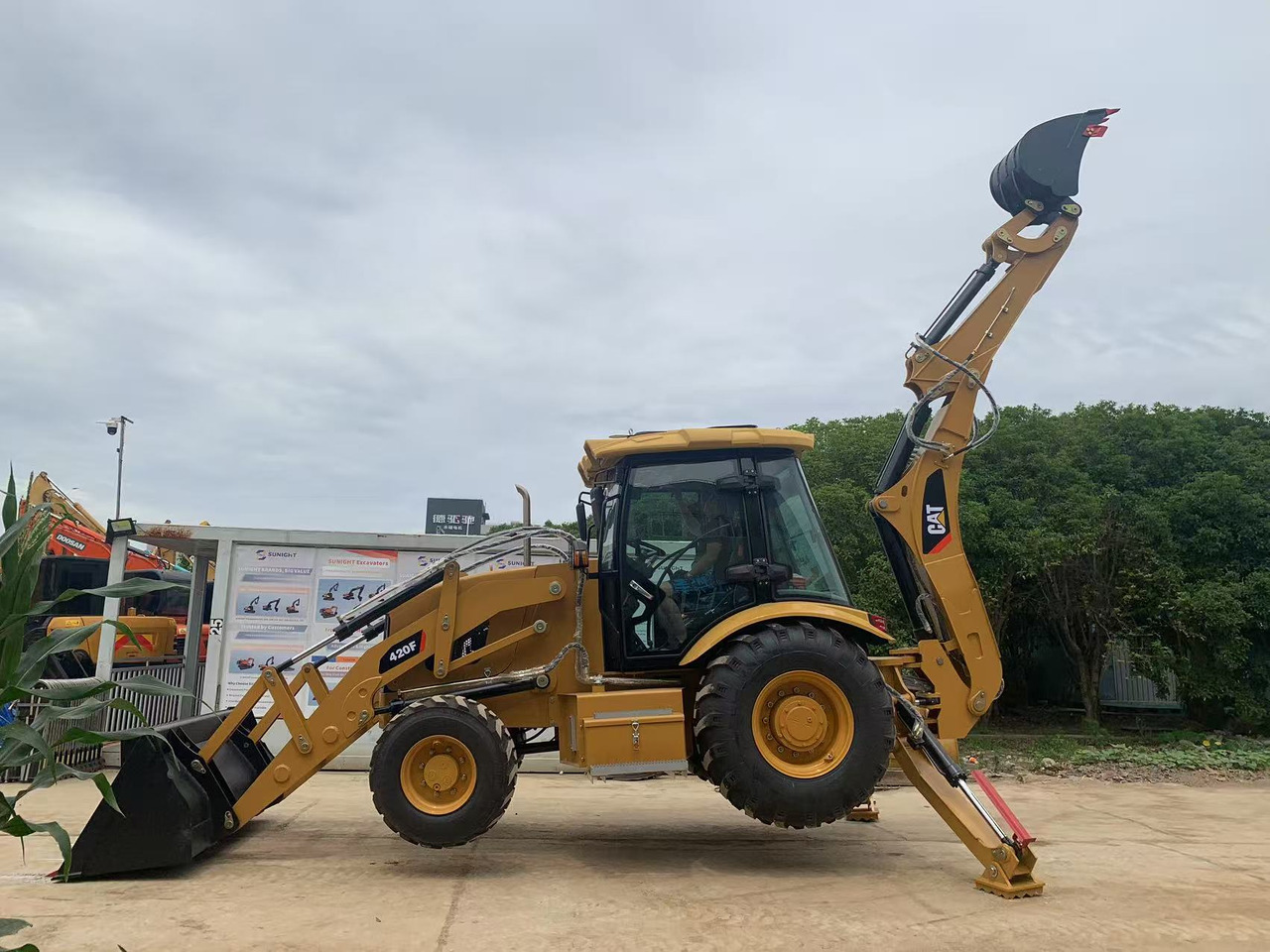 Caterpillar 4x4 Backhoe Loader CAT 420, 428 - Retroexcavadora: foto 1 Caterpillar 4x4 Backhoe Loader CAT 420, 428 - Retroexcavadora: foto 1