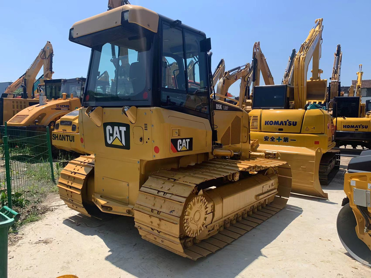 Caterpillar Tracked Tractor CAT D5K D5G Bulldozer - Bulldozer: foto 3 Caterpillar Tracked Tractor CAT D5K D5G Bulldozer - Bulldozer: foto 3