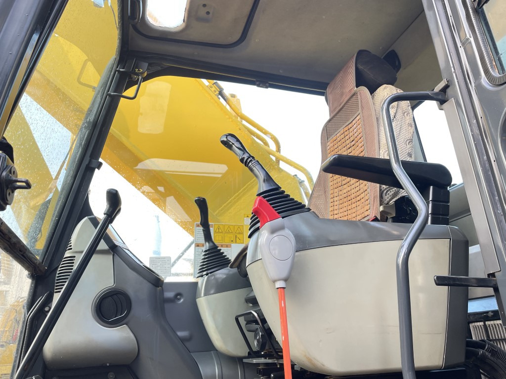 Komatsu PC400 Excavator with Original Color - Excavadora de cadenas: foto 4 Komatsu PC400 Excavator with Original Color - Excavadora de cadenas: foto 4