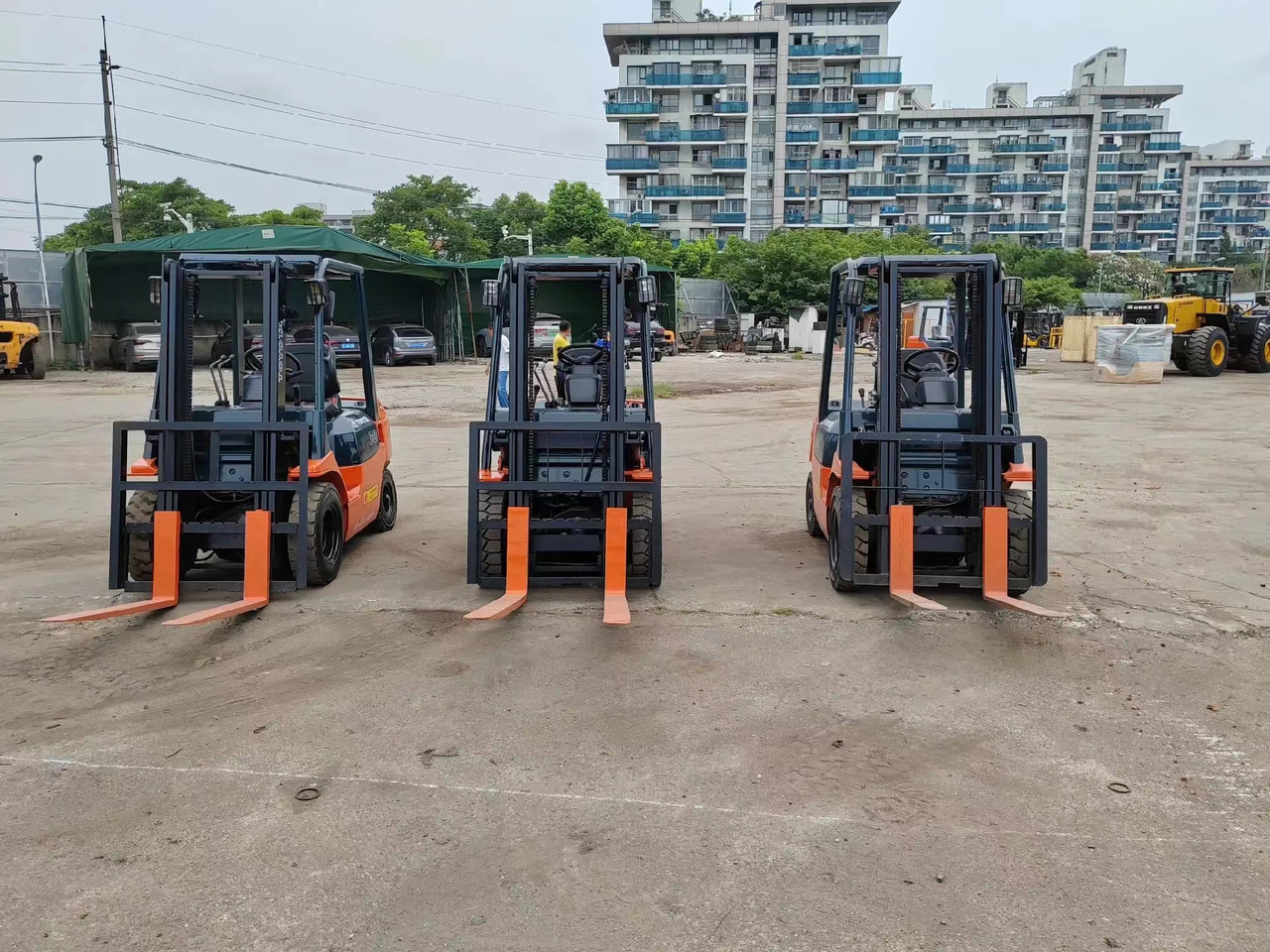 Toyota 3 ton Forklift FD30 with Free Lift, Side Shifter, Clamp - Carretilla elevadora diésel: foto 4 Toyota 3 ton Forklift FD30 with Free Lift, Side Shifter, Clamp - Carretilla elevadora diésel: foto 4