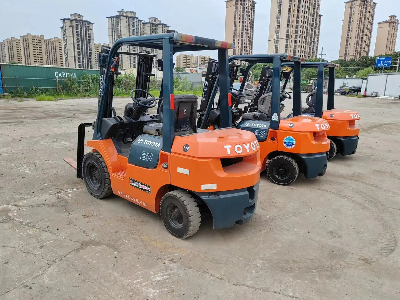 Toyota 3 ton Forklift FD30 with Free Lift, Side Shifter, Clamp - Carretilla elevadora diésel: foto 1 Toyota 3 ton Forklift FD30 with Free Lift, Side Shifter, Clamp - Carretilla elevadora diésel: foto 1