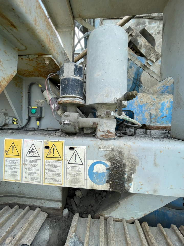 Trituradora móvil SANDVIK CM 1208: foto 6