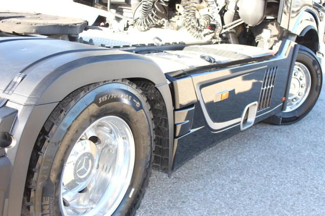 Mercedes-Benz Actros 1853LS ÖLRETARDER - Cabeza tractora: foto 5 Mercedes-Benz Actros 1853LS ÖLRETARDER - Cabeza tractora: foto 5