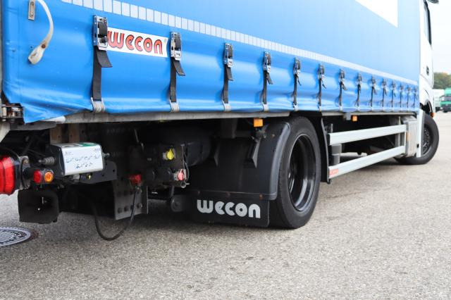 Mercedes-Benz Actros 1833 L nR - Camión lona: foto 5 Mercedes-Benz Actros 1833 L nR - Camión lona: foto 5