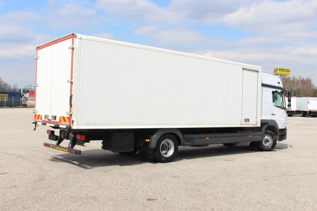 Mercedes-Benz Atego 1224L - Camión caja cerrada: foto 3 Mercedes-Benz Atego 1224L - Camión caja cerrada: foto 3