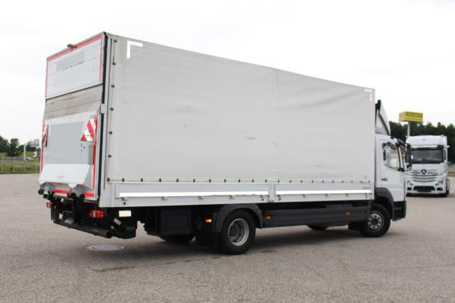 Mercedes-Benz Atego 1527L CURTAINSIDER - Camión lona: foto 3 Mercedes-Benz Atego 1527L CURTAINSIDER - Camión lona: foto 3