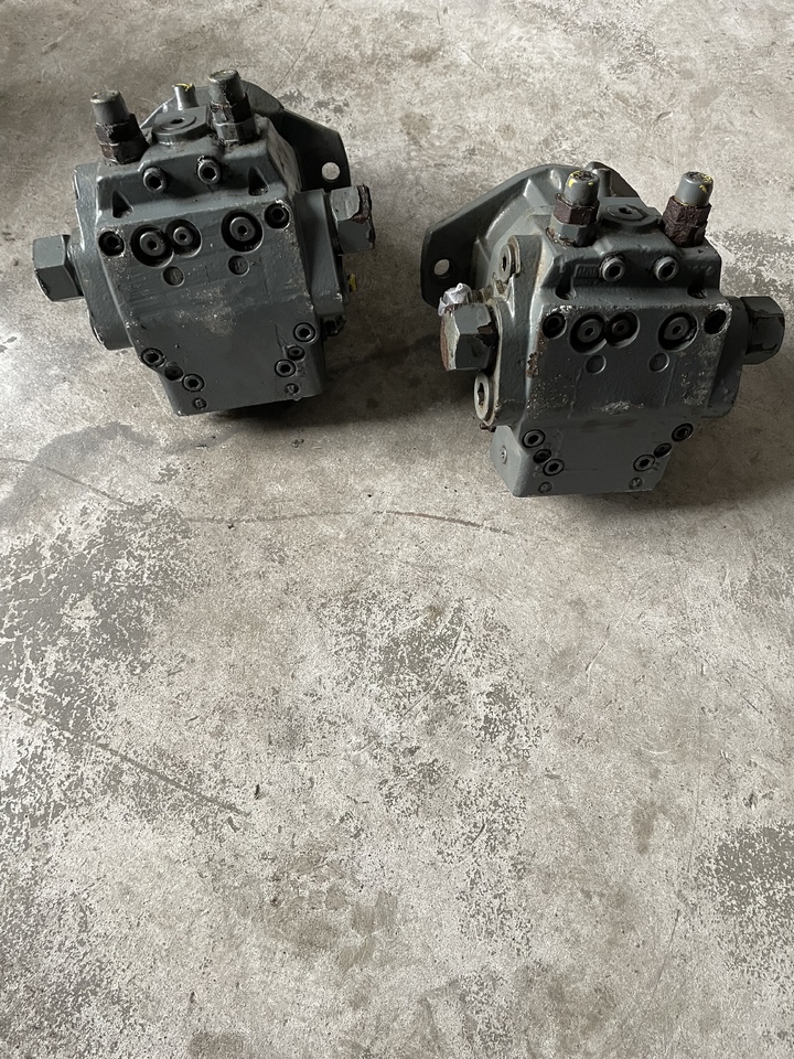 LIEBHERR - Motor hidráulico para Excavadora de cadenas: foto 1 LIEBHERR - Motor hidráulico para Excavadora de cadenas: foto 1