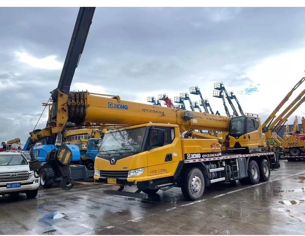 2019 XCMG QY25K5A - Autogrúa: foto 1 2019 XCMG QY25K5A - Autogrúa: foto 1