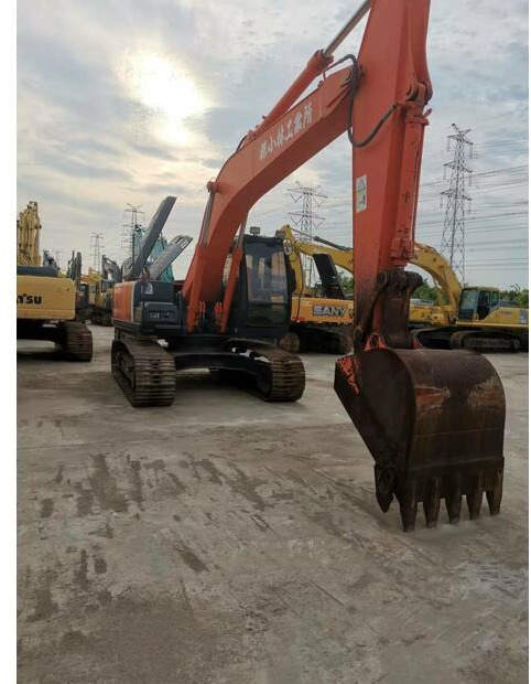 2020 Hitachi ZX200 - Excavadora de cadenas: foto 4 2020 Hitachi ZX200 - Excavadora de cadenas: foto 4