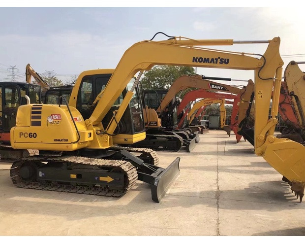 Miniexcavadora 2020 Komatsu PC60: foto 6
