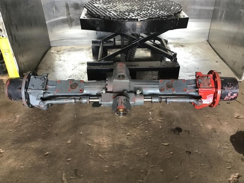 Liebherr APLB755 - Eje delantero: foto 1 Liebherr APLB755 - Eje delantero: foto 1