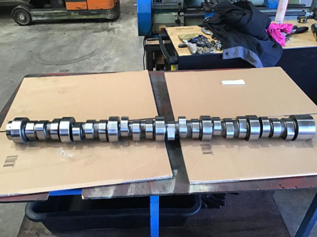Árbol de levas Liebherr Camshaft: foto 13