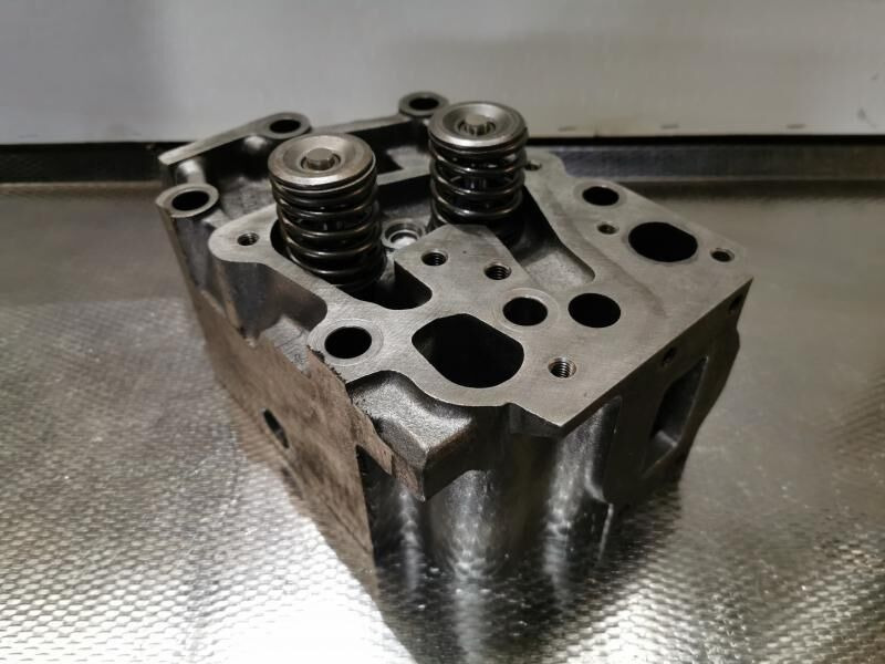 Liebherr Cylinderhead - Bloque de cilindros: foto 2 Liebherr Cylinderhead - Bloque de cilindros: foto 2