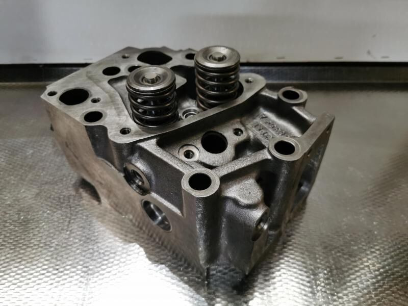 Liebherr Cylinderhead - Bloque de cilindros: foto 1 Liebherr Cylinderhead - Bloque de cilindros: foto 1