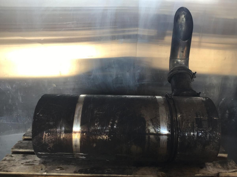 Liebherr Exhaust - Silenciador: foto 1 Liebherr Exhaust - Silenciador: foto 1