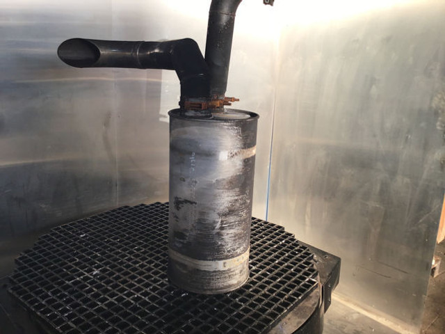Liebherr Exhaust Silencer - Silenciador: foto 4 Liebherr Exhaust Silencer - Silenciador: foto 4