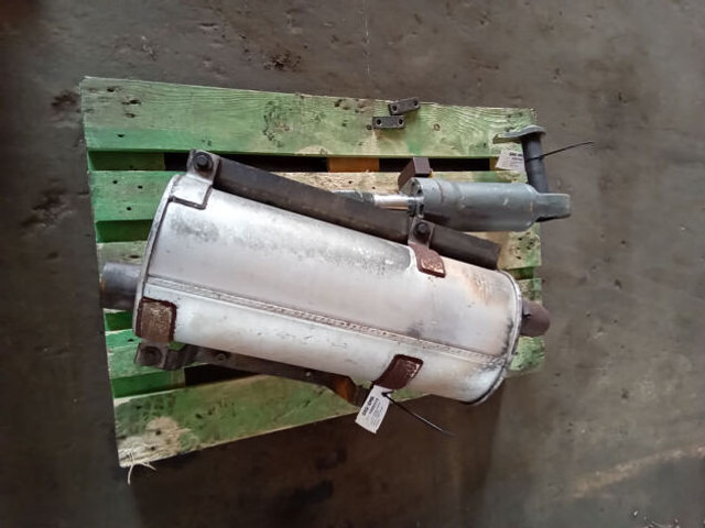 Liebherr Exhaust Silencer - Silenciador: foto 3 Liebherr Exhaust Silencer - Silenciador: foto 3