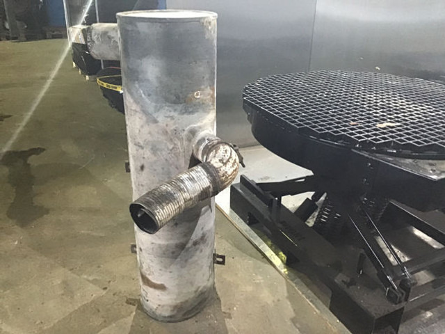 Liebherr Exhaust Silencer - Silenciador: foto 3 Liebherr Exhaust Silencer - Silenciador: foto 3