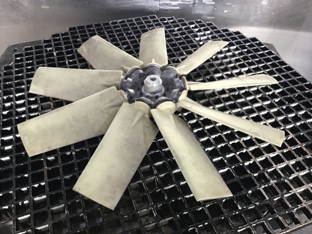 Liebherr Fan Blade - Ventilador: foto 2 Liebherr Fan Blade - Ventilador: foto 2