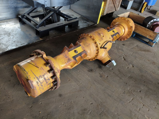 Eje delantero Liebherr Front Axle: foto 1
