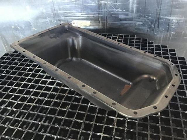 Liebherr Oil Sump - Cárter: foto 2 Liebherr Oil Sump - Cárter: foto 2