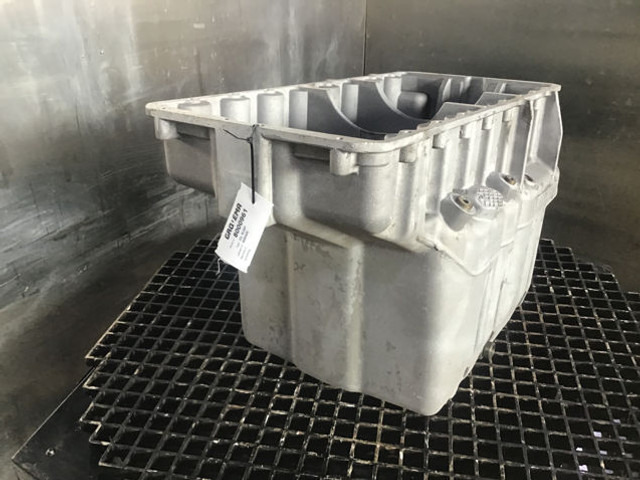 Liebherr Oil Sump - Cárter: foto 4 Liebherr Oil Sump - Cárter: foto 4