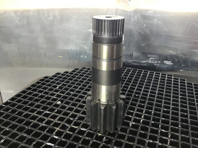 Liebherr Output Shaft - Eje y piezas: foto 4 Liebherr Output Shaft - Eje y piezas: foto 4