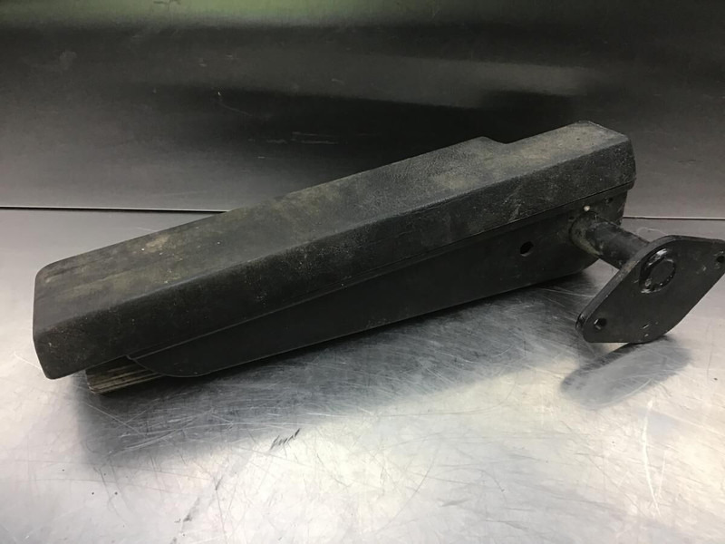 Liebherr R914STD - Cabina e interior: foto 3 Liebherr R914STD - Cabina e interior: foto 3