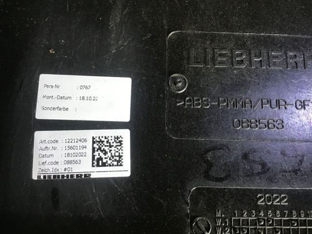 Liebherr Side Door Right Front - Puerta y piezas: foto 1 Liebherr Side Door Right Front - Puerta y piezas: foto 1