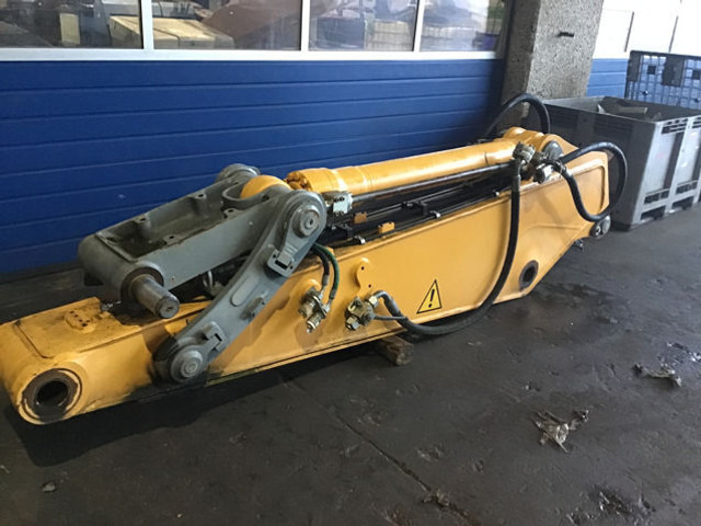 Liebherr Stick 2,4 M - Carrocería y exterior: foto 4 Liebherr Stick 2,4 M - Carrocería y exterior: foto 4