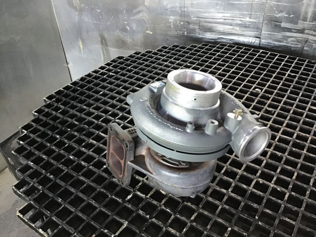 Liebherr Turbo Charger - Turbocompresor: foto 1 Liebherr Turbo Charger - Turbocompresor: foto 1