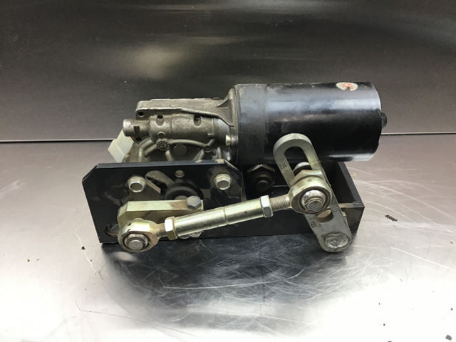 Liebherr Wiper Motor - Limpiaparabrisas: foto 2 Liebherr Wiper Motor - Limpiaparabrisas: foto 2