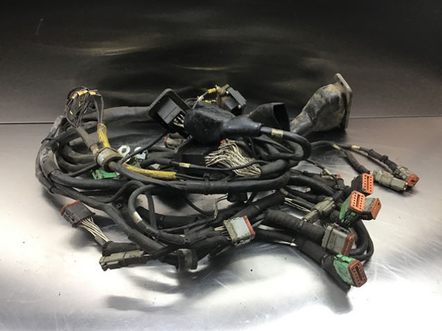 Liebherr Wire Harness - Cables/ Alambres: foto 1 Liebherr Wire Harness - Cables/ Alambres: foto 1