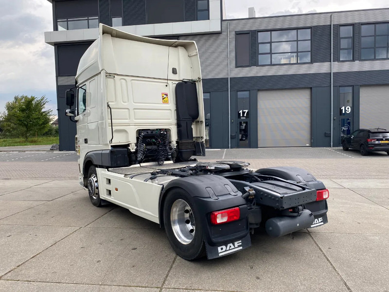 DAF XF 106.480 SSC / Intarder / Stand Airco / Alcoa / Full Spoilers - Cabeza tractora: foto 4 DAF XF 106.480 SSC / Intarder / Stand Airco / Alcoa / Full Spoilers - Cabeza tractora: foto 4