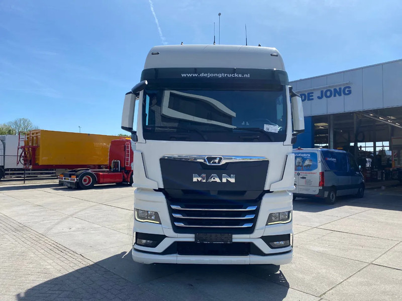 MAN TGX 18.510 / Intarder / 2x Tank - Cabeza tractora: foto 2 MAN TGX 18.510 / Intarder / 2x Tank - Cabeza tractora: foto 2