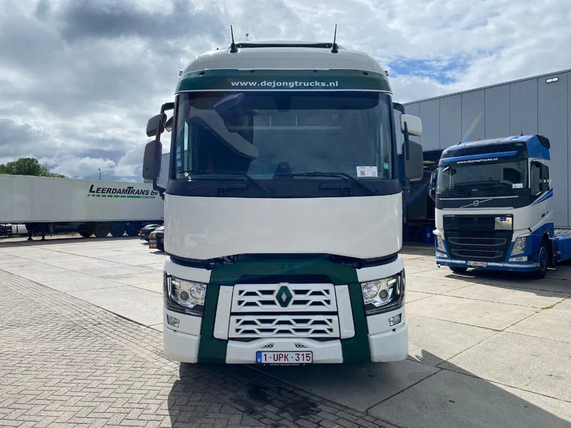 Renault T520 Comfort / 6x2/4 / Steering Axle / Hub Reduction / 208.250Km - Cabeza tractora: foto 2 Renault T520 Comfort / 6x2/4 / Steering Axle / Hub Reduction / 208.250Km - Cabeza tractora: foto 2