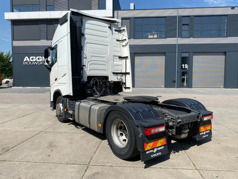 Volvo FH 13.500 Globetrotter XL / I-parkCool / 2x Tank - Cabeza tractora: foto 4 Volvo FH 13.500 Globetrotter XL / I-parkCool / 2x Tank - Cabeza tractora: foto 4
