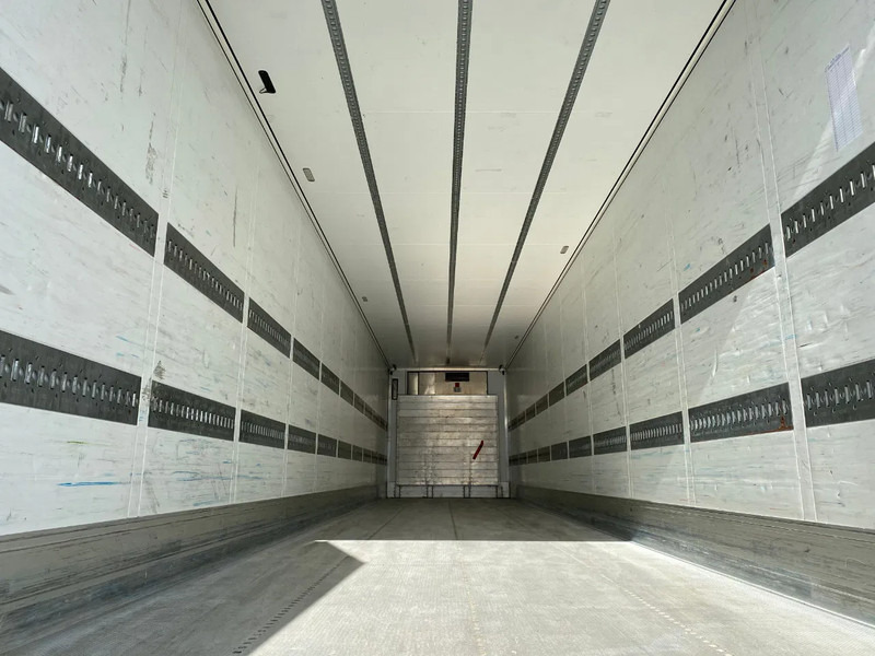 Leasing para Schmitz Cargobull SCB*3SB Frigo / Thermo King SLXe 300 Schmitz Cargobull SCB*3SB Frigo / Thermo King SLXe 300: foto 7