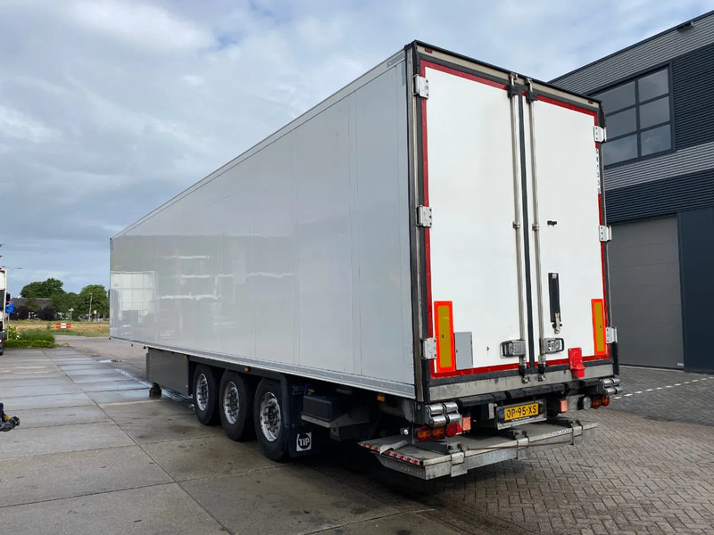 Schmitz Cargobull SCB*3SB Frigo/ Thermo King SLXi 300 / Laadklep / 3415 hours! - Semirremolque frigorífico: foto 3 Schmitz Cargobull SCB*3SB Frigo/ Thermo King SLXi 300 / Laadklep / 3415 hours! - Semirremolque frigorífico: foto 3