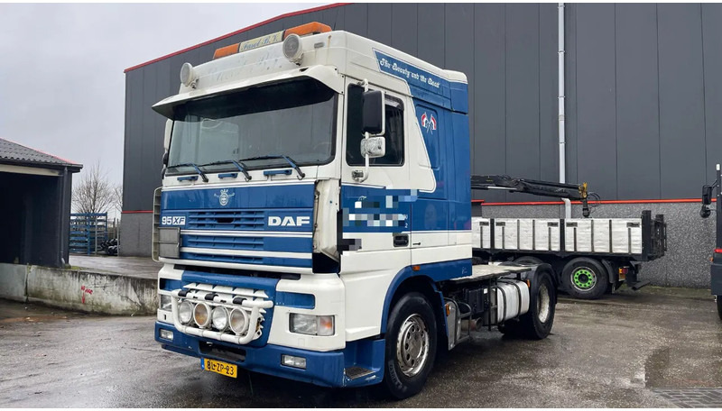 DAF XF 380 EURO-3 HOLLAND TRUCK - Cabeza tractora: foto 2 DAF XF 380 EURO-3 HOLLAND TRUCK - Cabeza tractora: foto 2