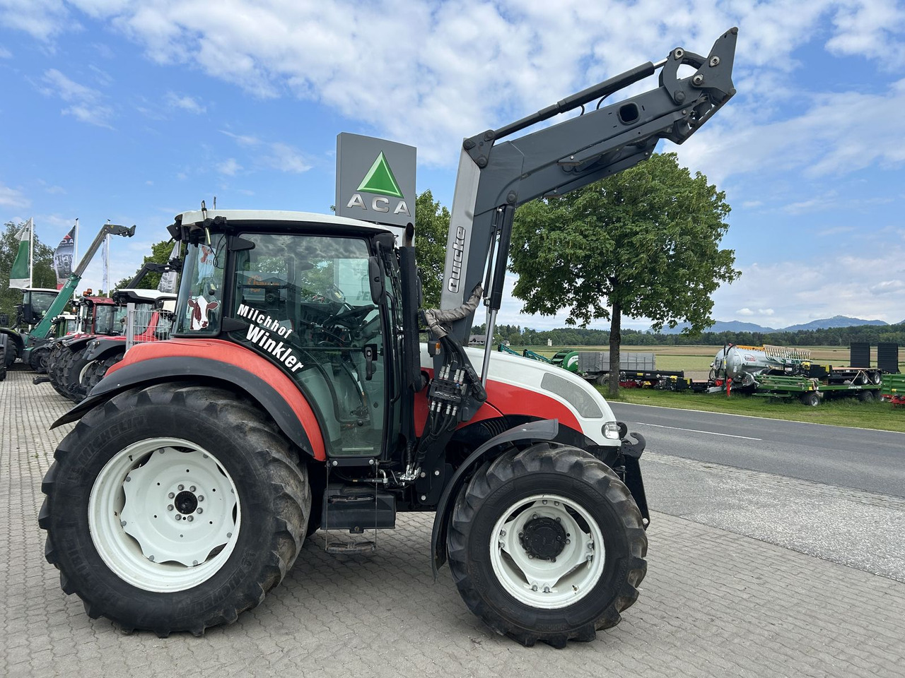 Steyr 4105 Kompakt ET Basis - Tractor: foto 1 Steyr 4105 Kompakt ET Basis - Tractor: foto 1