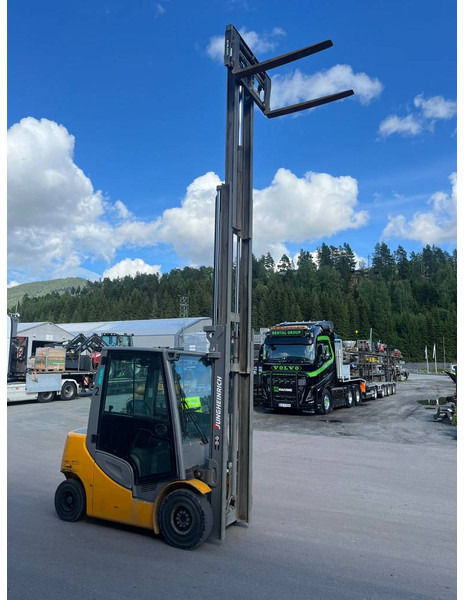 Carretilla elevadora diésel Jungheinrich DFG 425 S: foto 8