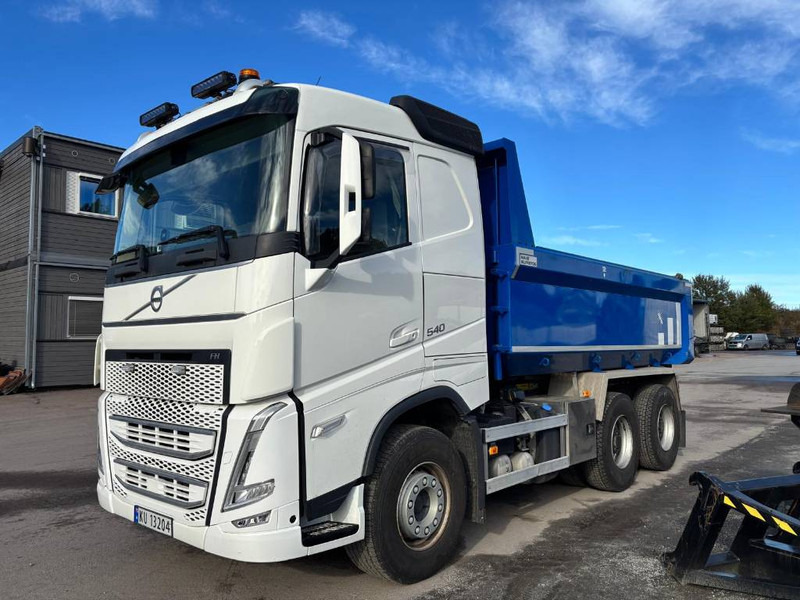 Volvo FH 540 - Camión volquete: foto 1 Volvo FH 540 - Camión volquete: foto 1