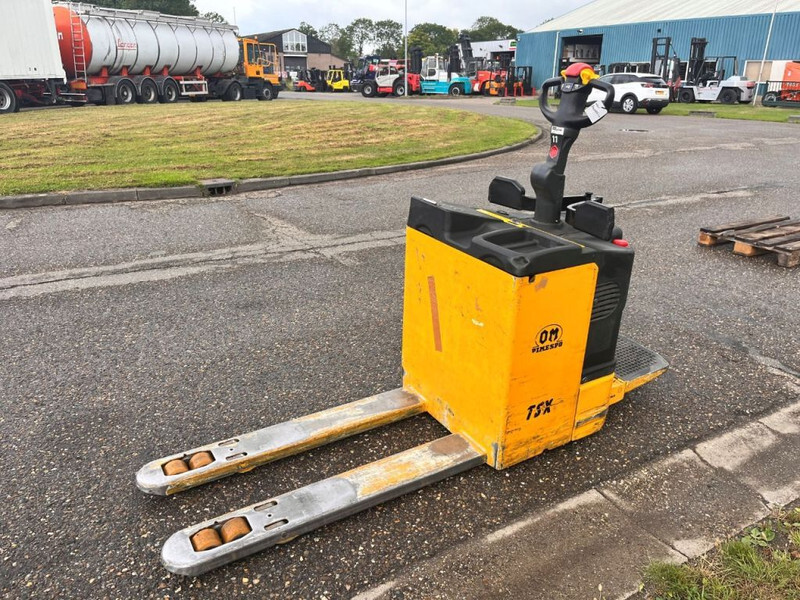 Diversen OM TSX20 - Transpaleta: foto 3 Diversen OM TSX20 - Transpaleta: foto 3